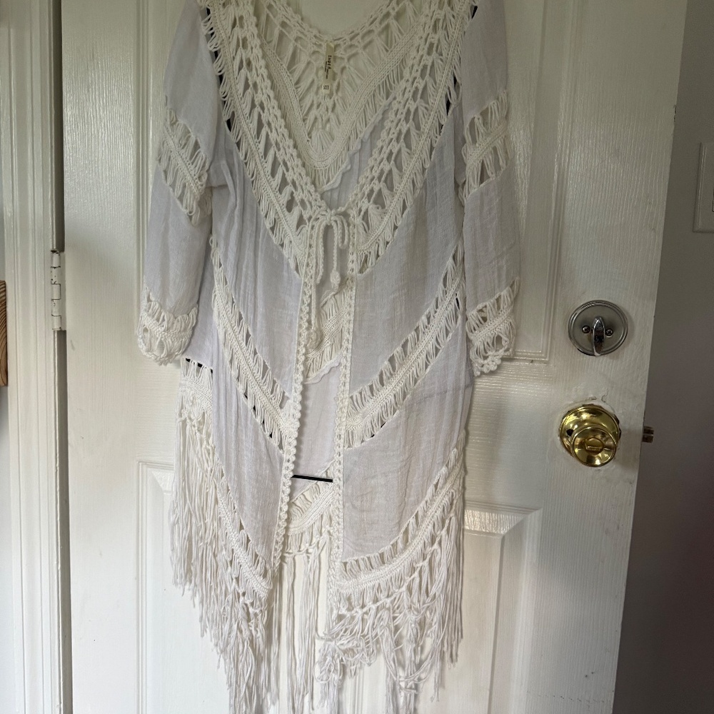 India Boutique One Size White Coverup